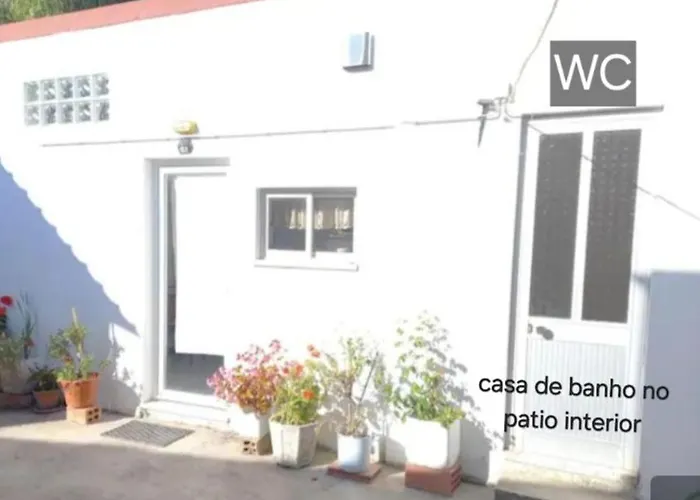 Anexo Na Quintinha Caldas Da Rainha